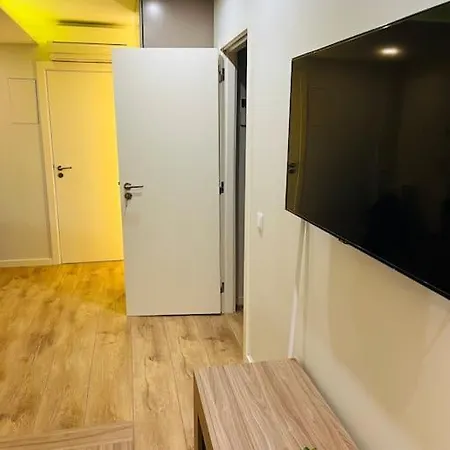 Apartamento T1. Charmoso Lejlighed